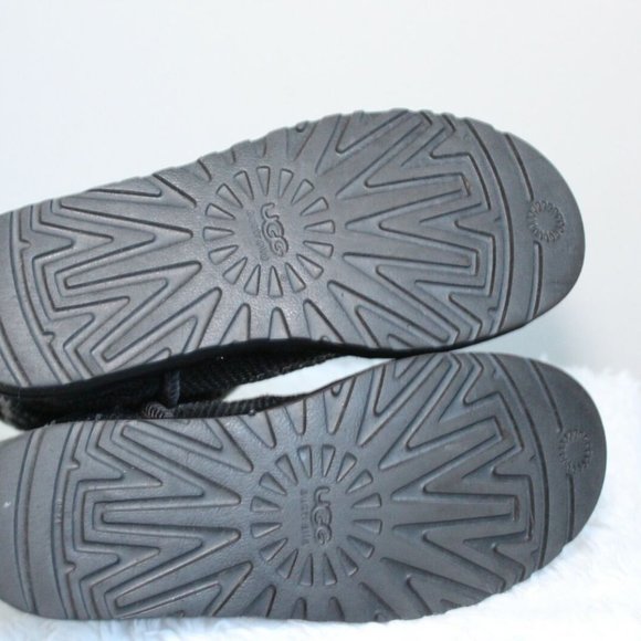 UGG Classic Short Sparkles Black Boots Sequin Sheepskin 3161 Women's 8 H12133 - Picture 6 of 11